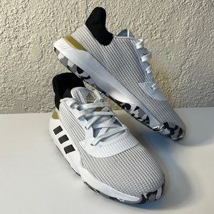 Adidas - Pro Bounce Low 2019 Basketball Shoe